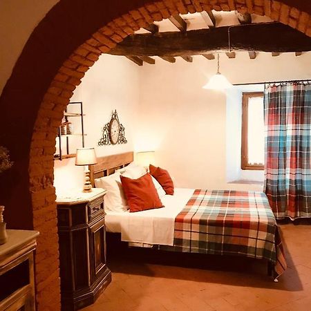 Camera E Appartamento Toscana - B&B Palazzo Robicci Castiglion Fiorentino Bagian luar foto