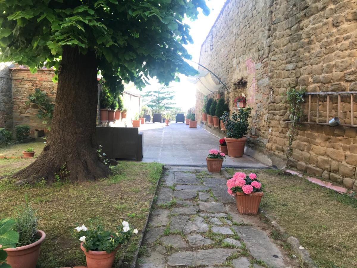 Camera E Appartamento Toscana - B&B Palazzo Robicci Castiglion Fiorentino Bagian luar foto