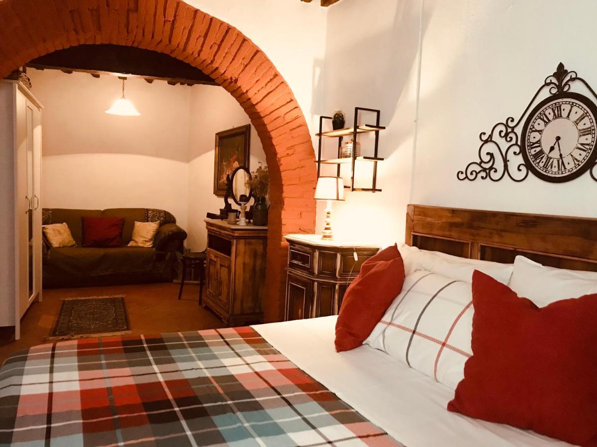 Camera E Appartamento Toscana - B&B Palazzo Robicci Castiglion Fiorentino Bagian luar foto