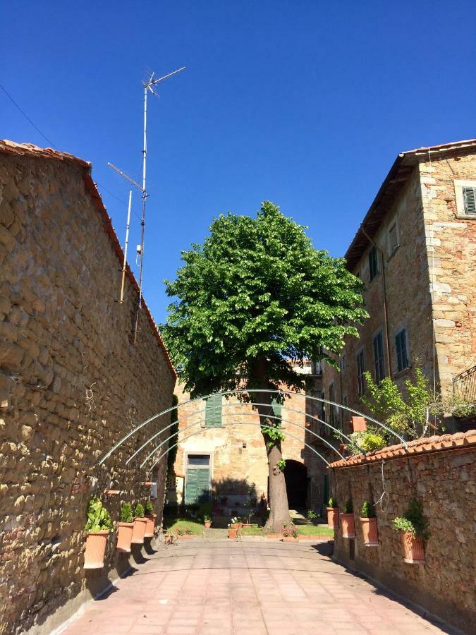 Camera E Appartamento Toscana - B&B Palazzo Robicci Castiglion Fiorentino Bagian luar foto