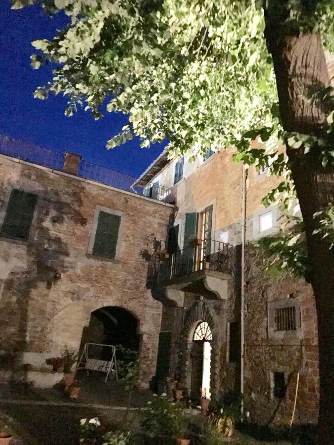 Camera E Appartamento Toscana - B&B Palazzo Robicci Castiglion Fiorentino Bagian luar foto